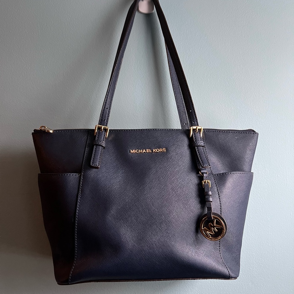 Michael Kors Saffiano Leather Top-Zip Tote Bag